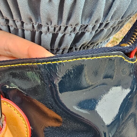 Dooney and Bourke Satchel Handbag Crossbody Shoulderbag Patent Leather Pre-owned - Picture 11 of 12